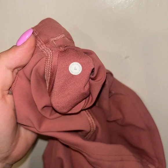 Lululemon Wunder Train Contour Leggings - Picture 4 of 6